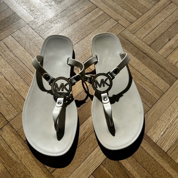 Michael Kors Shoes - Michael Kors Flipflops